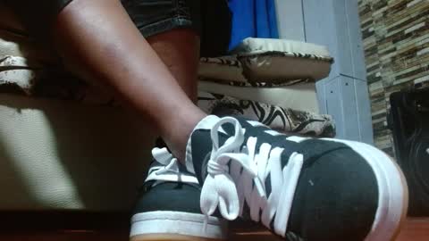 TELL ME MISS online show from November 27, 4:03 am