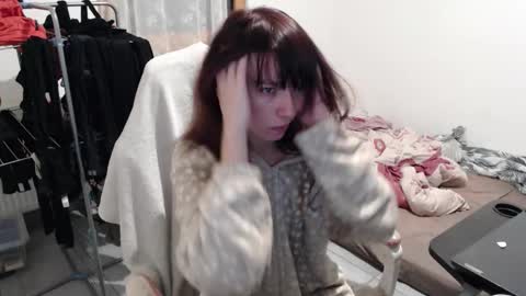 missthon online show from November 16, 11:27 am