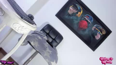 Snapshot of missvalensofi chatting on December 30, 10:45 pm missvalensofi online show from December 30, 10:45 pm