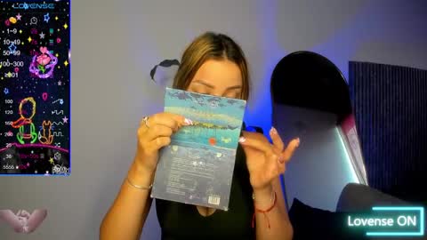 Snapshot of missvalery1 chatting on December 30, 1:14 pm missvalery1 online show from December 30, 1:14 pm