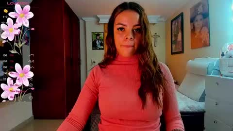 Snapshot of missvalery1 chatting on September 15, 9:04 pm missvalery1 online show from September 15, 9:04 pm