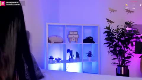 Snapshot of missvancouver_ chatting on May 16, 12:18 am Mafe Jimenez online show from May 16, 12:18 am