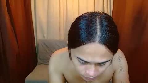 SweetViolet online show from October 6, 7:28 am