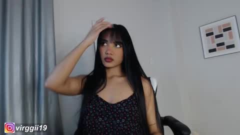 Snapshot of missvirggii chatting on September 25, 9:29 pm missvirggii online show from September 25, 9:29 pm