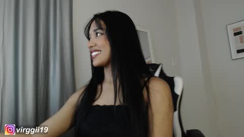Snapshot of missvirggii chatting on October 10, 9:47 pm missvirggii online show from October 10, 9:47 pm