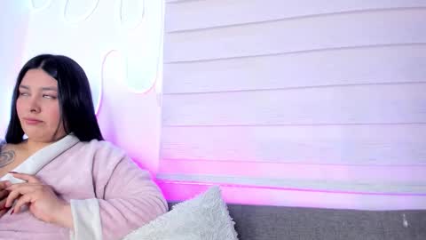 Pau OFmissweetpeach online show from January 5, 8:34 pm