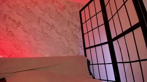 Pau OFmissweetpeach online show from April 3, 1:14 am