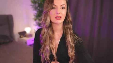 Snapshot of misswiney chatting on September 21, 12:29 pm Winey online show from September 21, 12:29 pm