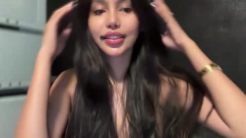 Snapshot of missxolga chatting on February 6, 4:03 pm Divine Olga online show from February 6, 4:03 pm