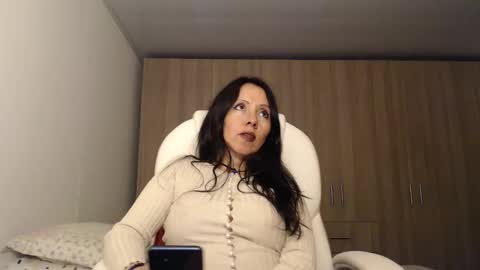 missy_kat87 online show from March 10, 7:40 pm