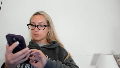 Missy matrix online show from December 16, 9:36 am