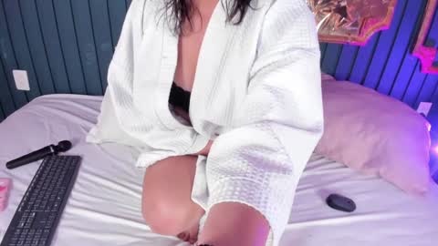 Snapshot of missy_taylor_ chatting on January 15, 10:35 pm Missy online show from January 15, 10:35 pm