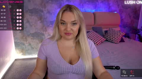  Amely  online show from December 4, 8:34 am