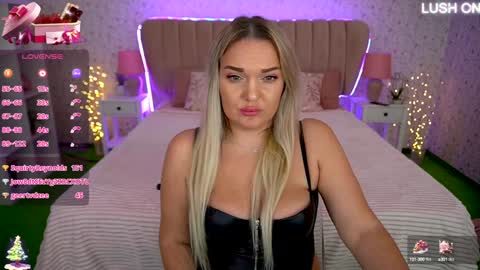  Amely  online show from January 23, 11:04 am