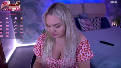  Amely  online show from March 5, 11:06 am