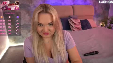  Amely  online show from March 10, 8:26 am