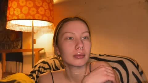 Snapshot of misszlataa chatting on March 11, 3:34 pm Zlata online show from March 11, 3:34 pm