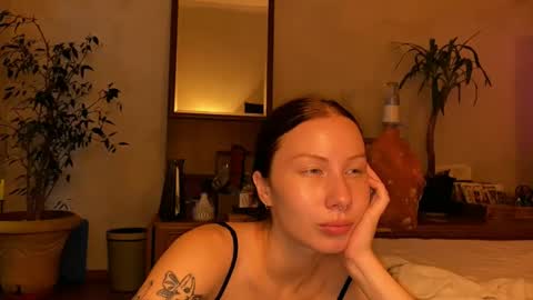 Snapshot of misszlataa chatting on September 16, 2:18 pm Zlata online show from September 16, 2:18 pm