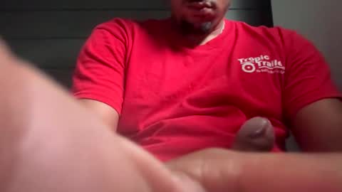 Snapshot of mister94567 chatting on April 18, 3:27 pm mister94567 online show from April 18, 3:27 pm