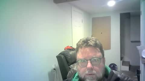 Mr. Happy online show from February 20, 7:54 am