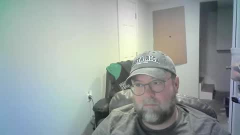 Mr. Happy online show from March 6, 6:21 am