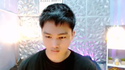 Snapshot of mister_officer chatting on December 20, 10:33 am SAINT SACHI will make your day online show from December 20, 10:33 am