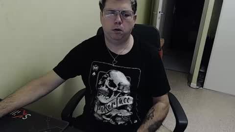 mistercoeur online show from December 4, 8:23 am