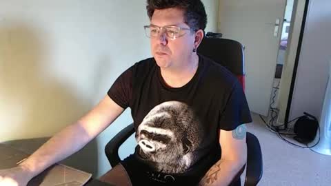 mistercoeur online show from October 8, 7:06 am