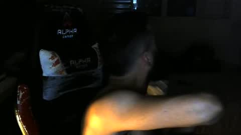 Snapshot of misterdiamond20253 chatting on October 30, 2:57 am misterdiamond20253 online show from October 30, 2:57 am