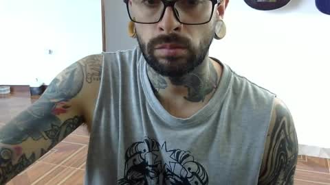 misternocturne online show from April 19, 6:10 pm