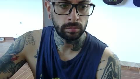 misternocturne online show from April 21, 3:07 pm