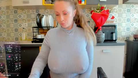 Brina online show from April 22, 7:00 am