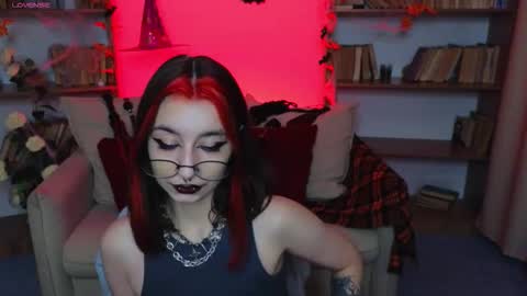 Marcelline online show from October 24, 9:38 am