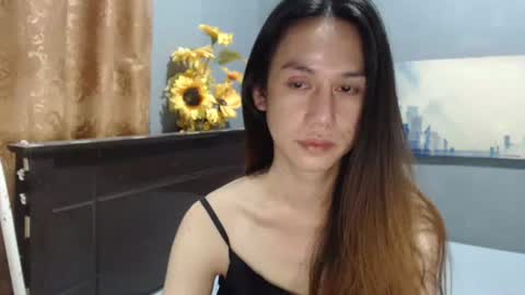 elizabeth online show from December 31, 9:06 pm