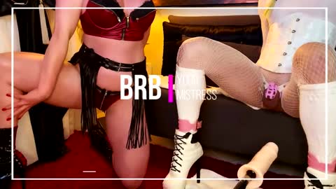 Snapshot of mistress_gabanna chatting on December 9, 11:56 pm Gabanna  Slave online show from December 9, 11:56 pm