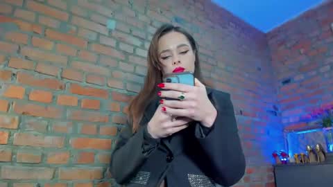 Snapshot of mistress_milana_ chatting on January 27, 10:38 am mistress_milana_ online show from January 27, 10:38 am