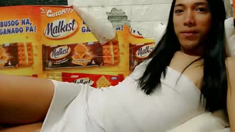 Snapshot of mistress_mitch chatting on May 22, 6:09 am Mistress Mitch online show from May 22, 6:09 am