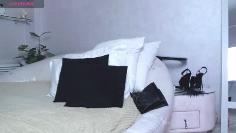 Mistress Pamela online show from February 26, 7:20 am