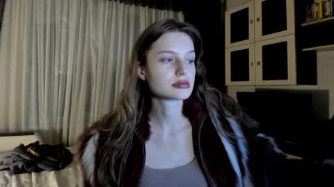 mistresselizy online show from January 5, 5:30 pm