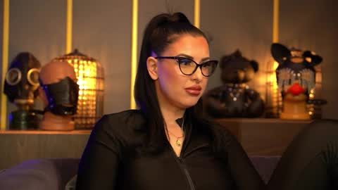 Mistress Kelly online show from February 21, 11:28 pm