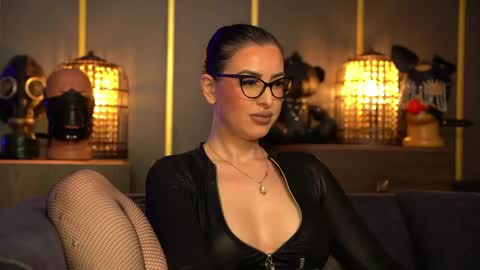 Mistress Kelly online show from April 19, 8:44 pm