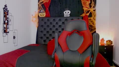 Mistresslombana online show from October 14, 5:30 am