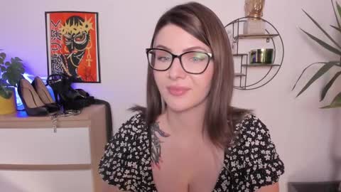 Snapshot of mistresssandy chatting on January 3, 6:03 pm SANDY online show from January 3, 6:03 pm