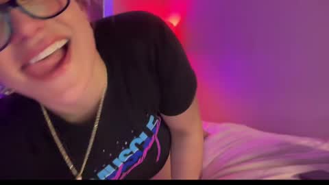 Miss X online show from February 12, 5:05 pm