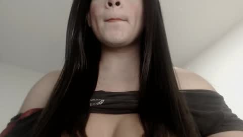 ALICE MADANE online show from September 18, 5:53 am