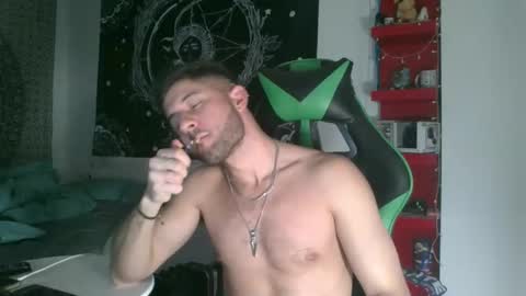 Snapshot of mistxss chatting on January 9, 11:03 am mistxss online show from January 9, 11:03 am