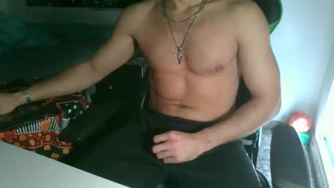 Snapshot of mistxss chatting on March 11, 12:28 pm mistxss online show from March 11, 12:28 pm