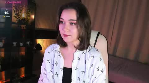 mistylovia online show from November 23, 9:31 am