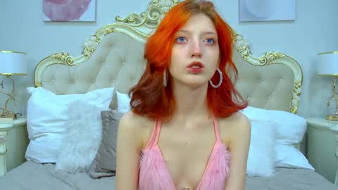 Snapshot of mistymarlow chatting on October 24, 7:38 am Misty online show from October 24, 7:38 am