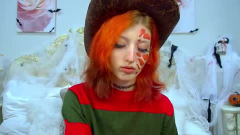 Snapshot of mistymarlow chatting on October 29, 6:48 am Misty online show from October 29, 6:48 am